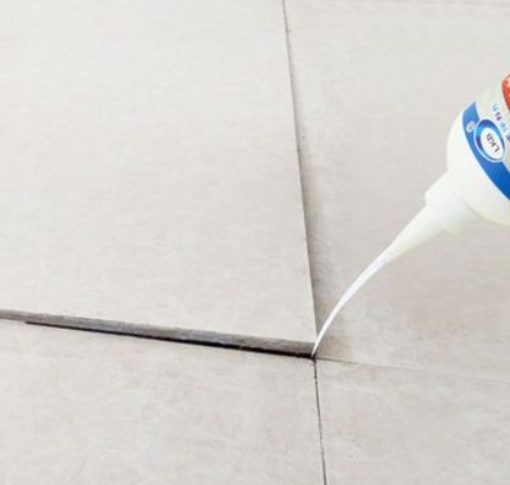 抚顺瓷砖空鼓维修公司分享卫生间瓷砖脱落的原因可能有以下几点
